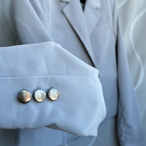 Jacket - Picture 3 of 4